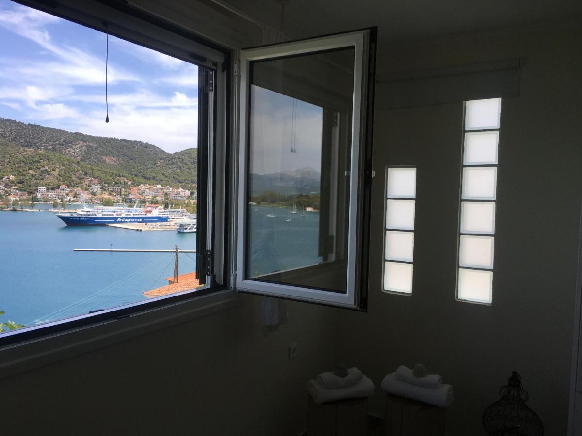 Kasteli Suite Poros Town Extérieur photo